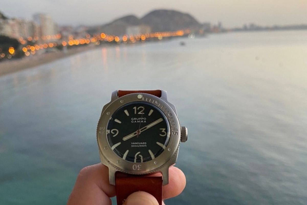 Gruppo Gamma Vanguard AG-00: Swiss ETA 2824-2, Sandwich Dial and Serious Versatility