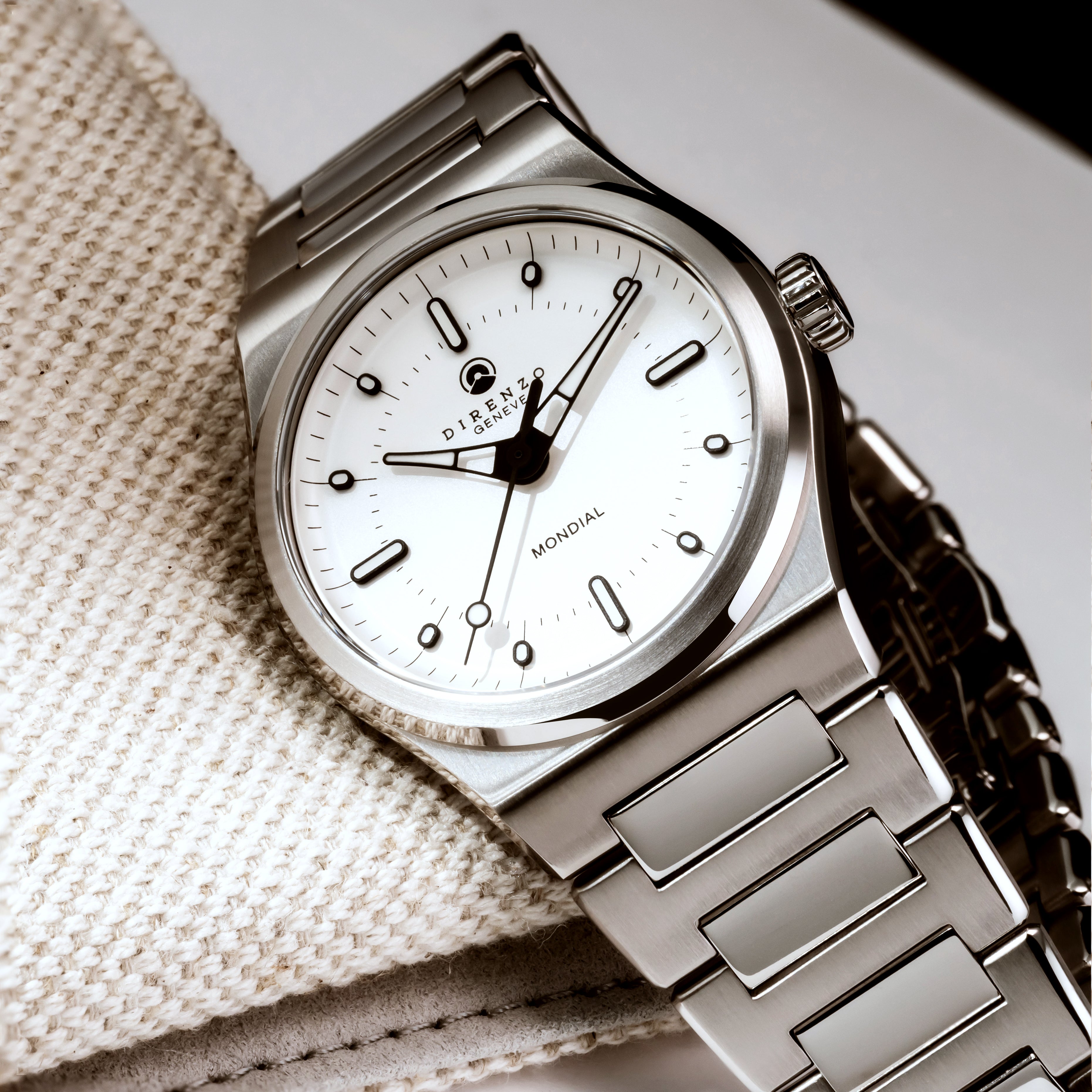 Direnzo DRZ-04R Mondial White (No Date)