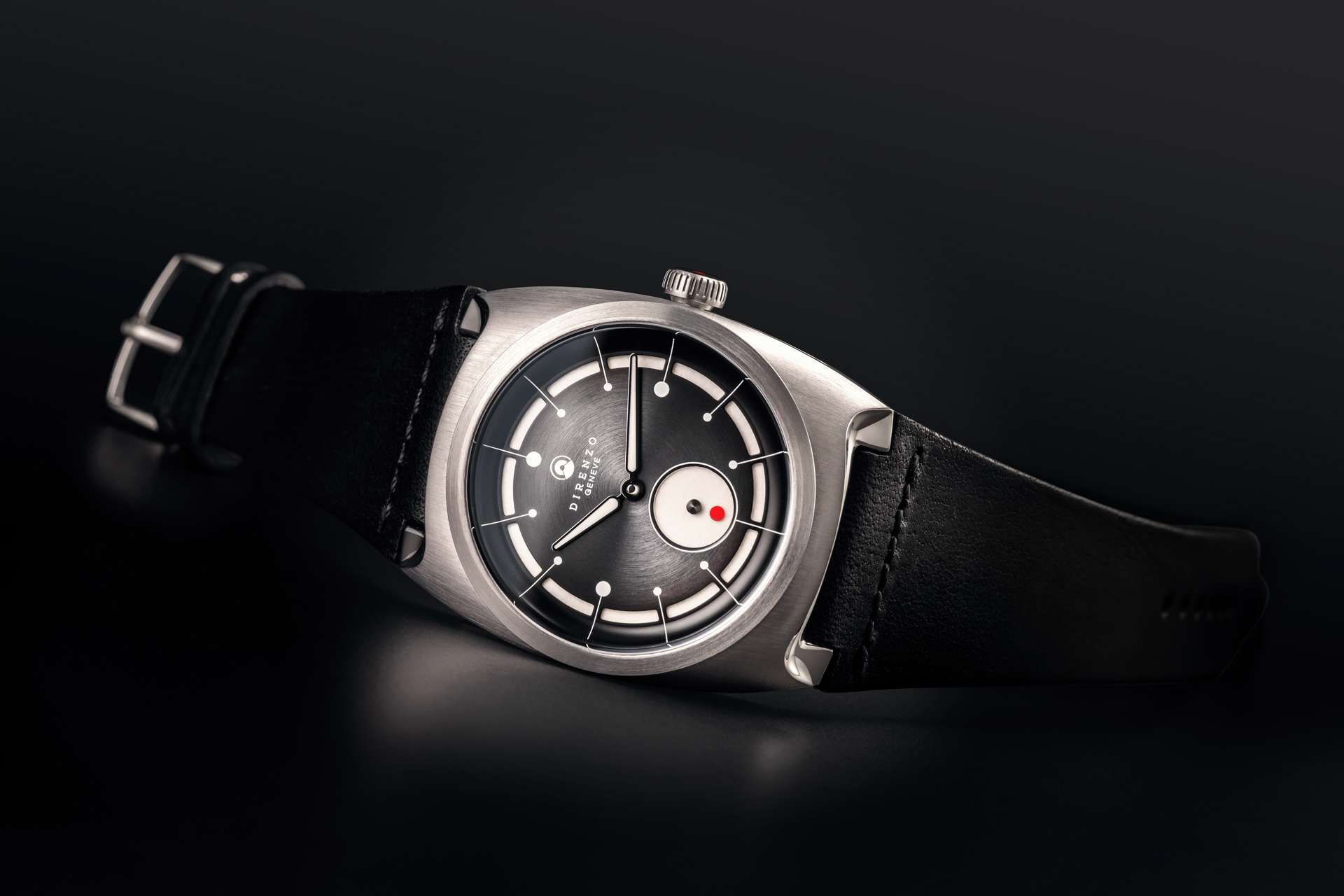 Direnzo DRZ-06 Black (Wandering Star) (Black rubber strap)